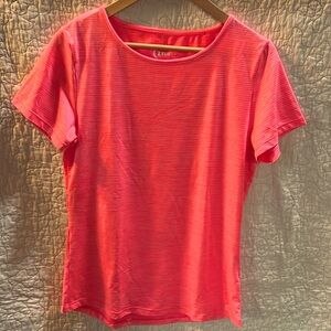Zyia coral short sleeve t shirt size small